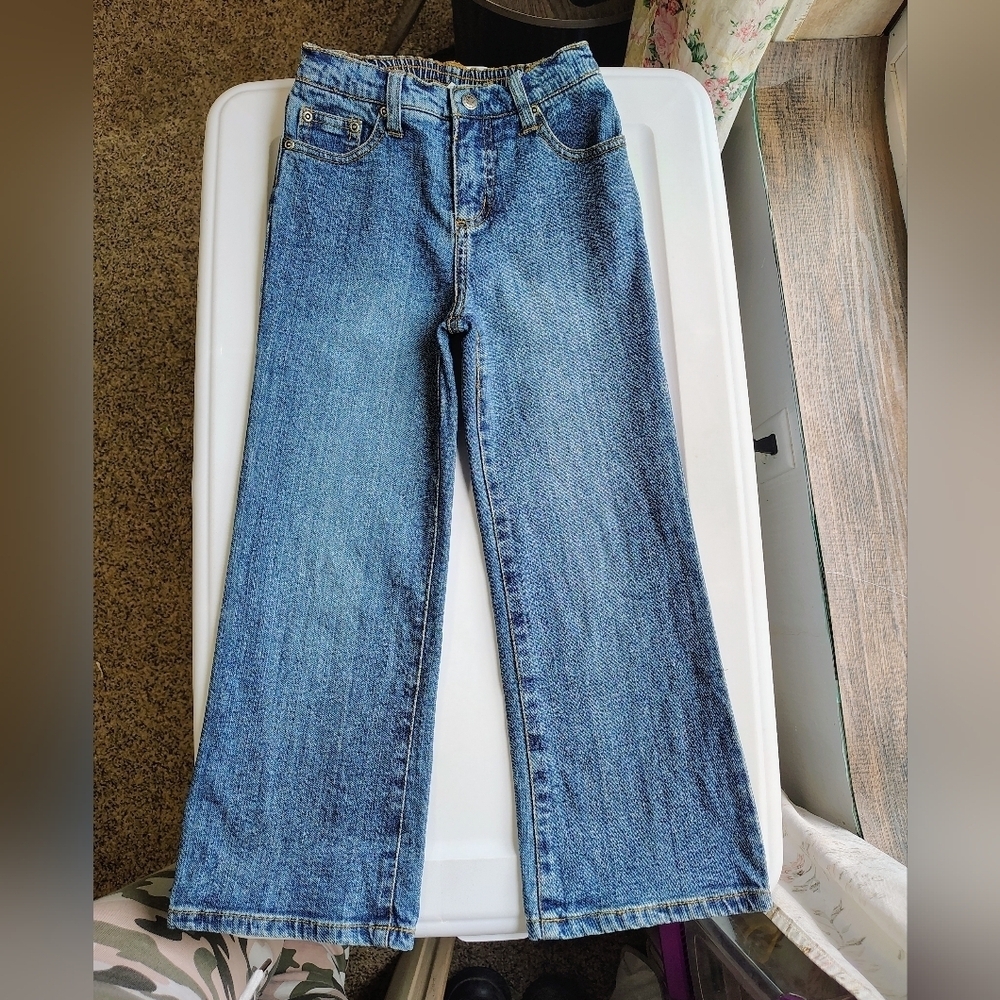 Girls' denim jeans, medium wash, bootcut, elastic waist, cotton, size 6R.